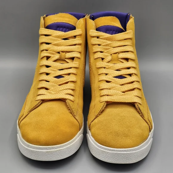 NIKE Blazer LUX Men's US 9 Lakers Yellow Purple Hi Top RARE